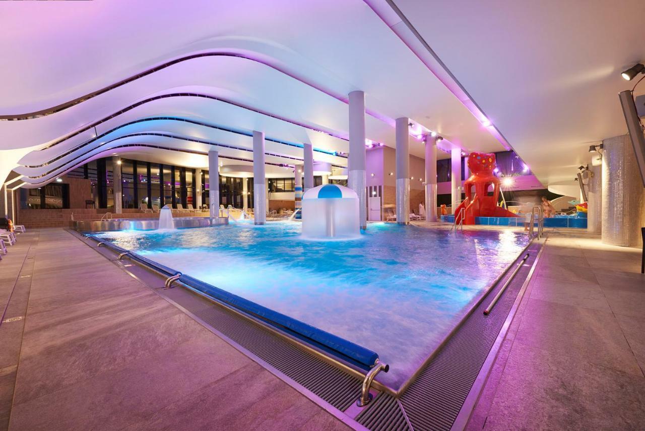 Vacationclub - Baltic Park Molo Apartament C104 シフィノウイシチェ エクステリア 写真